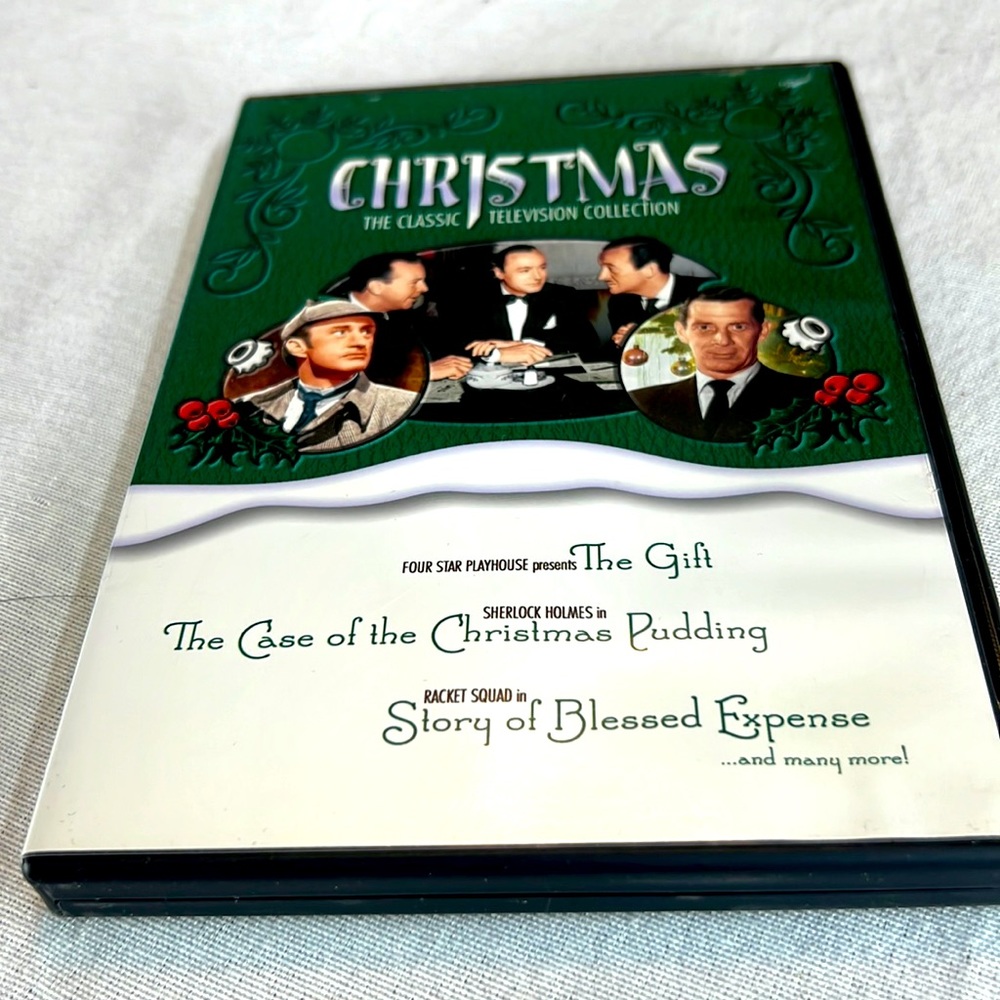🌞 Christmas The Classic Television Collection DVD green 179 minutes